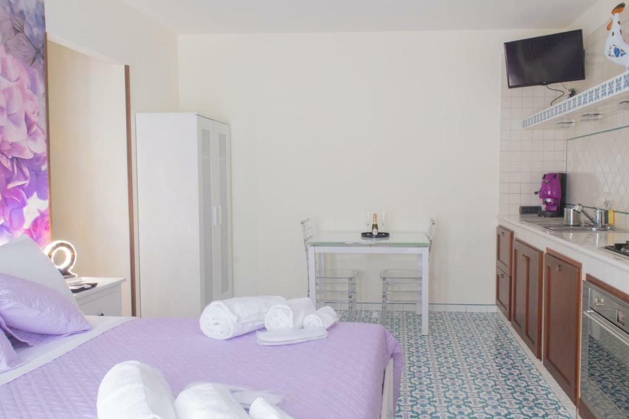 Bed Boutique Napoli Colors Hotel Szoba fotó